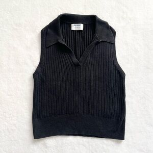 Old Navy Black Ribbed Cropped Collared Vest Size Medium
